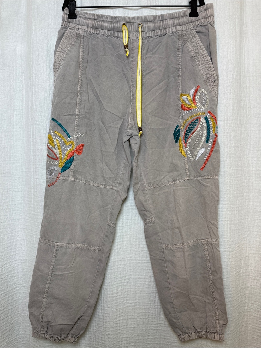 Anthropologie Stockton Floral Embroidered Crop Jogger Pants